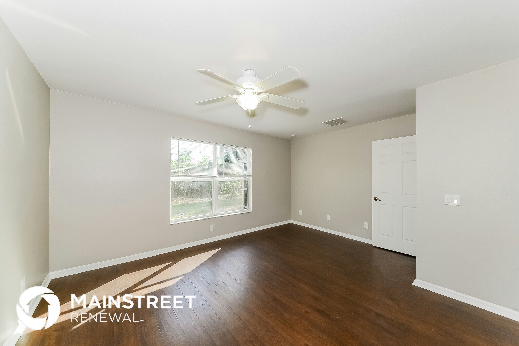 Building Photo - 1366 Fairoaks Dr