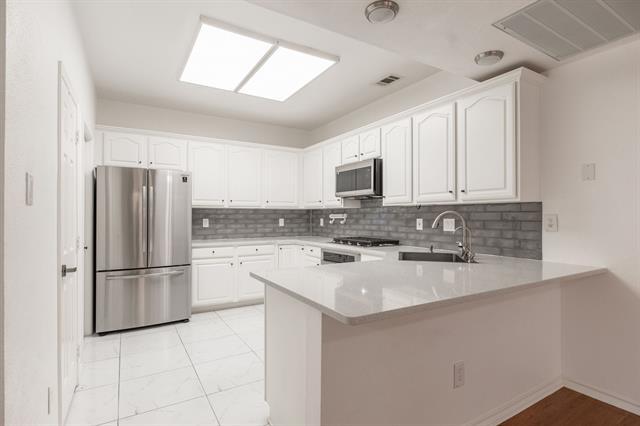 Building Photo - 4013 Denham Way