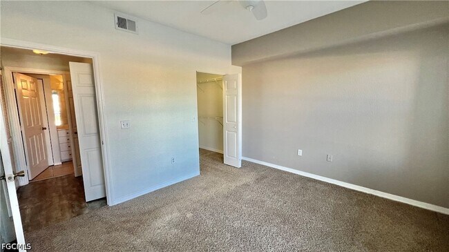 Building Photo - 11540 Villa Grand
