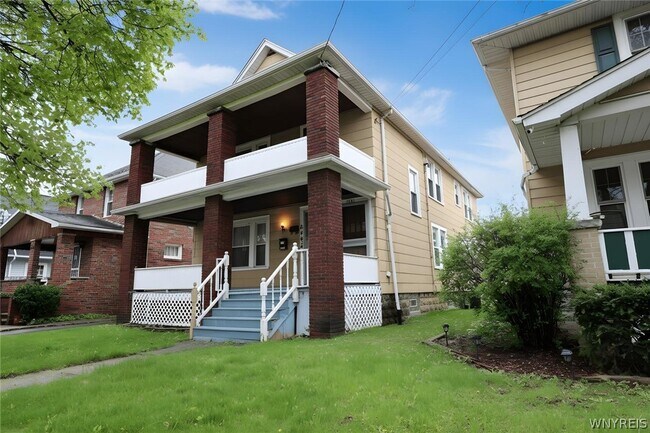 Building Photo - 2463 South Ave