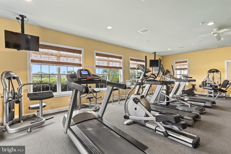 Building Photo - 12104 Landings Blvd