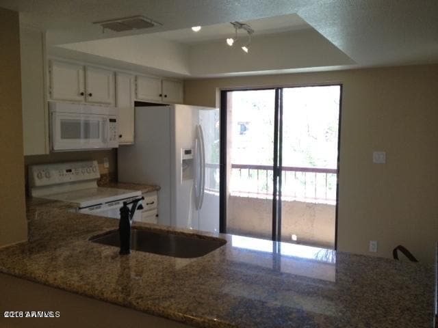 Building Photo - 9465 N 92nd St