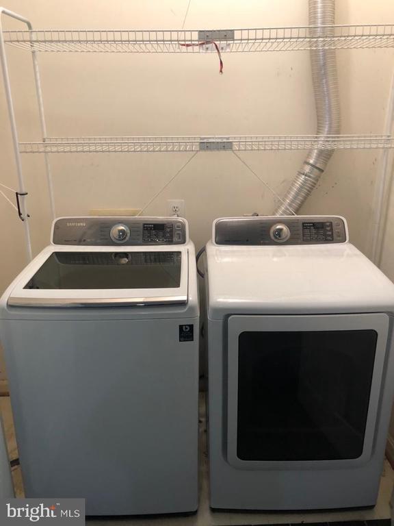 Building Photo - 2927 Mainstone Dr