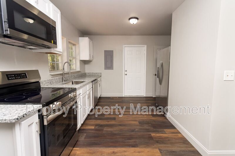 Building Photo - 517 LaFayette Rd