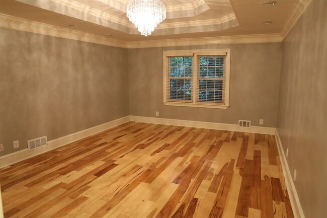 Building Photo - 3809 Allenhurst Dr