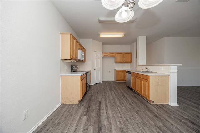 Building Photo - 1305 Auburn Dr