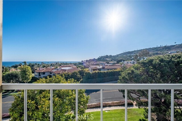 Building Photo - 32614 Coastsite Dr