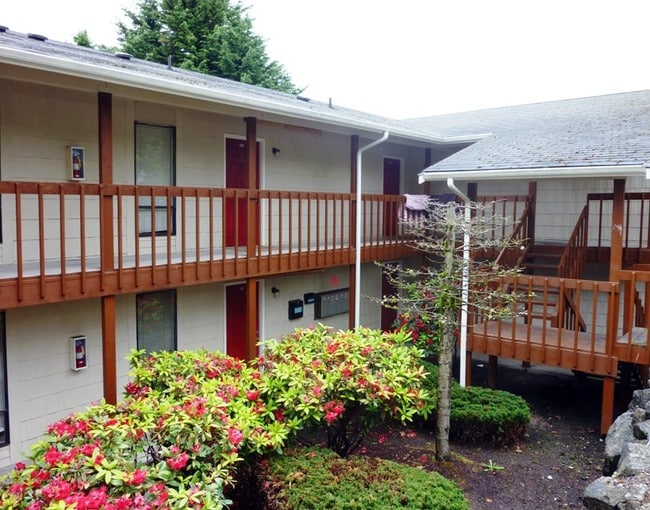 Ambaum View Apartments 13040 12th Ave SW Burien WA 98146 Apartment Finder