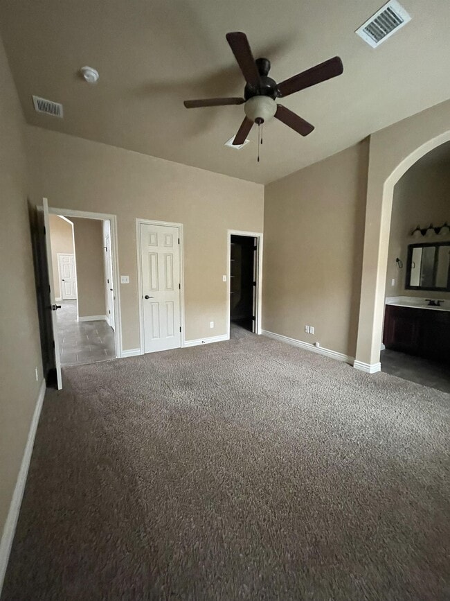 Building Photo - 3659 Grand Bahamas Dr