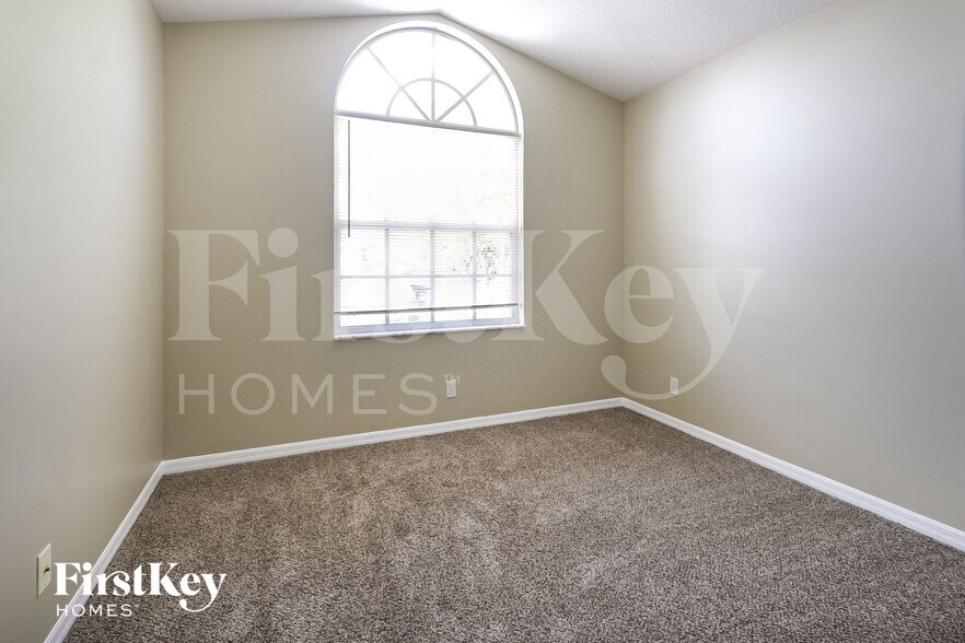 Building Photo - 7634 Trenton Dr