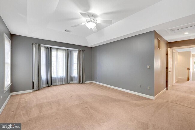 Building Photo - 47001 Smithwood Ct