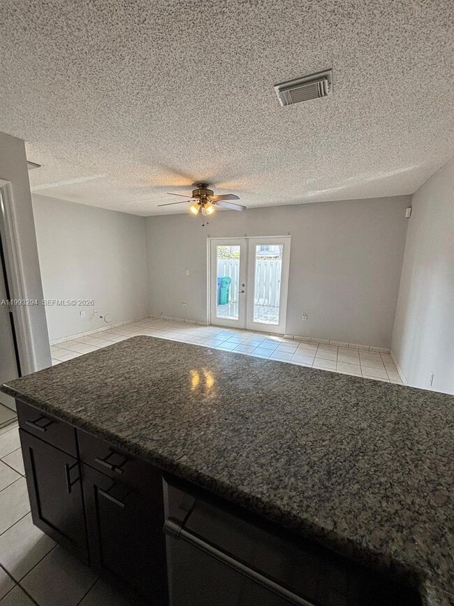 Building Photo - 6272 SW 139th Ave