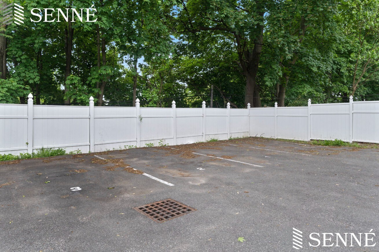 Building Photo - 23 Bowdoin Ave
