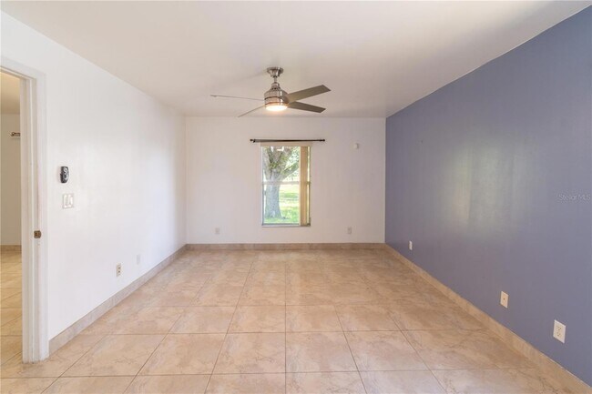 Building Photo - 4913 Cromey Rd