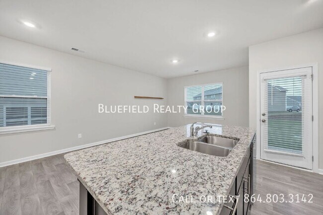 Building Photo - 1329 Wunder Way