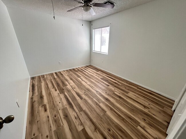 Building Photo - Charming 3 bed / 2.5 bath Gilbert Home wit...