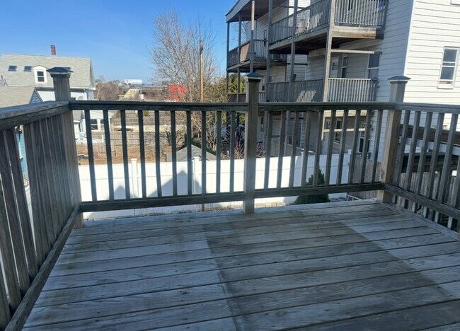 Building Photo - 369 Savin Hill Ave
