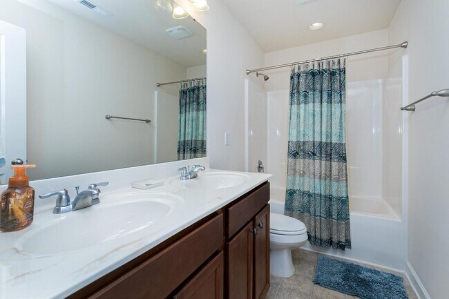 Building Photo - 2414 Pecan Ridge Way