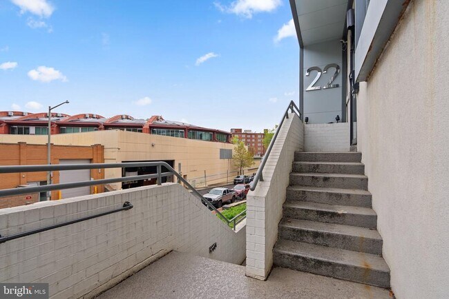 Building Photo - 2422 17th St NW