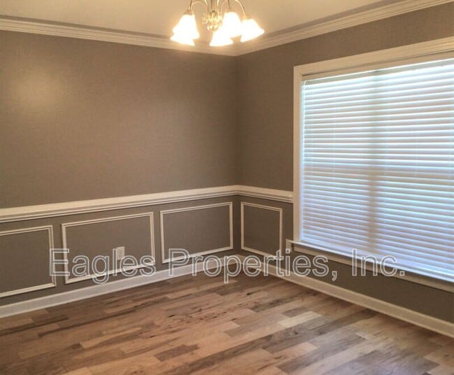 Building Photo - 511 Planters Ridge Dr