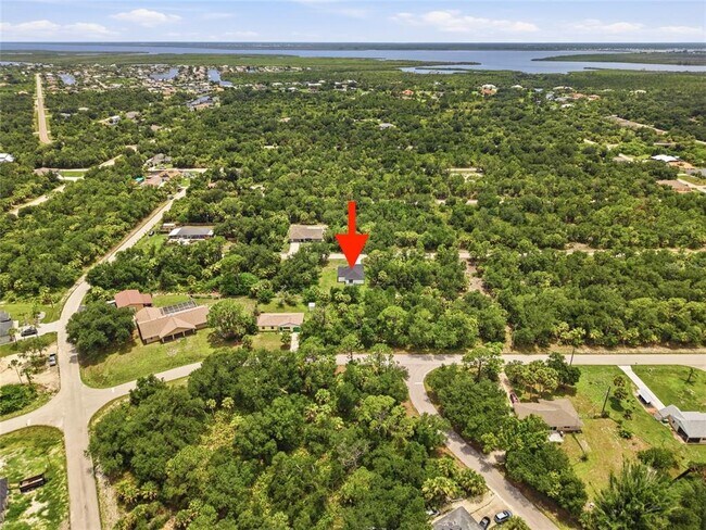 Building Photo - 17180 Drayton Ln