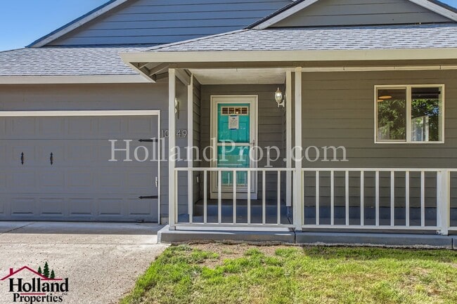 Building Photo - Charming & Spacious 3-Bed, 2-Bath Home in Peaceful North Plains!