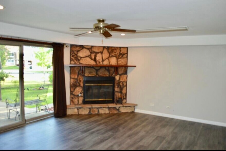 Building Photo - 1873 Whaler Ln
