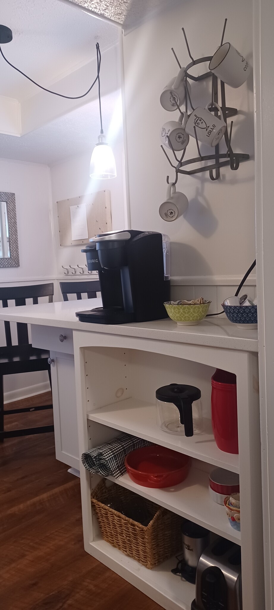 Building Photo - 402 13th ST NE