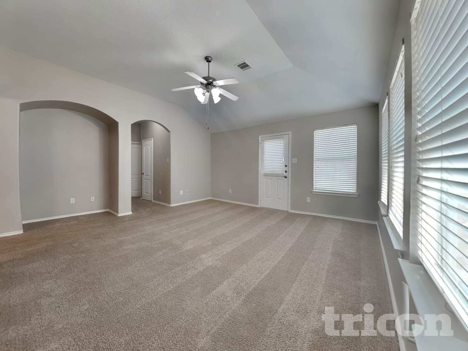 Building Photo - 8039 Branson Park Ln