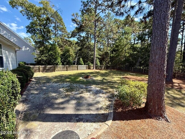 Building Photo - 135 Newington Way