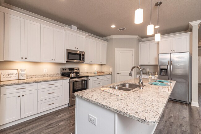 Building Photo - 9209 Ridge Rd