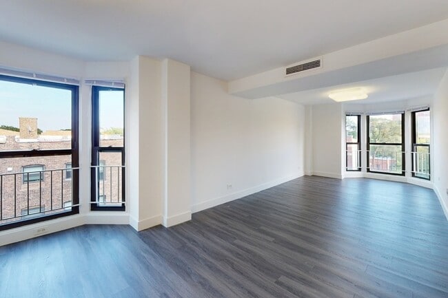 Floorplan - 1400 E. 57th Street