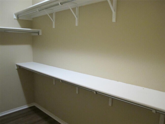 Building Photo - 6109 Mantalcino Dr