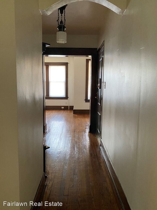 Building Photo - 501 N Randolph St