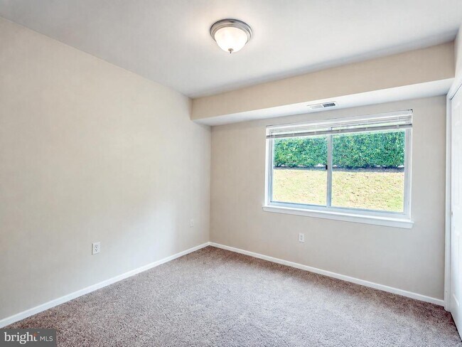 Building Photo - 5107 Crossfield Ct