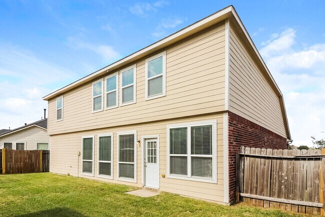 Building Photo - 4258 Wells Mark Dr