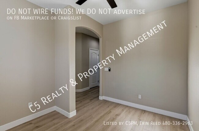 Building Photo - 17335 W Woodlands Ave