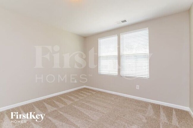 Building Photo - 363 Fieldspar Ln