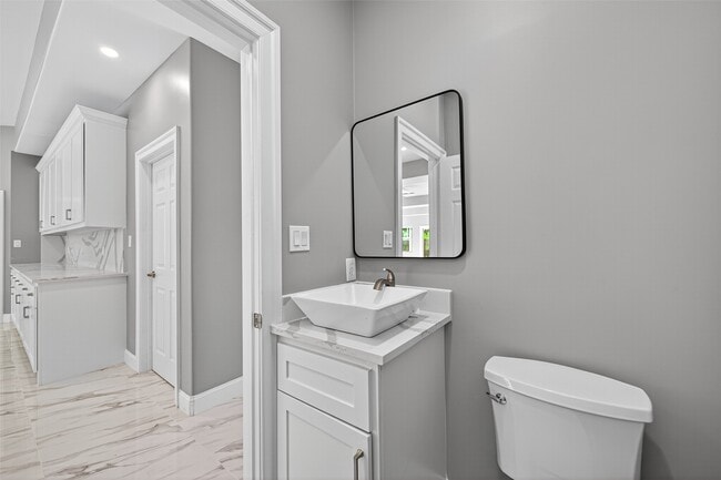 Building Photo - 5121 Rd 3540