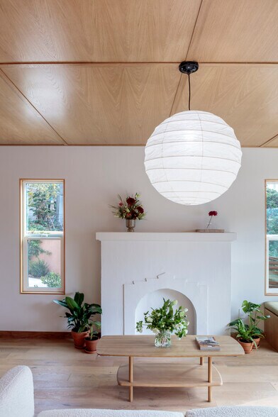 Building Photo - 3361 Hamilton Way