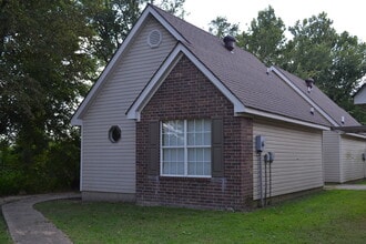 Building Photo - Remodeled 1bed/1bath HOUSE in Trumann