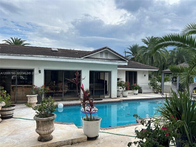 Building Photo - 11781 NW 14th St