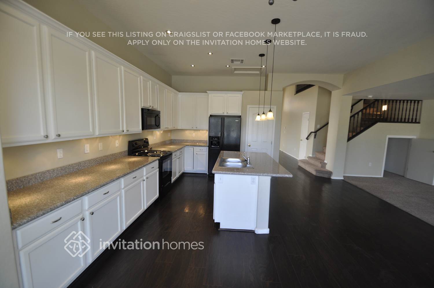 Building Photo - 7447 W Trails Dr