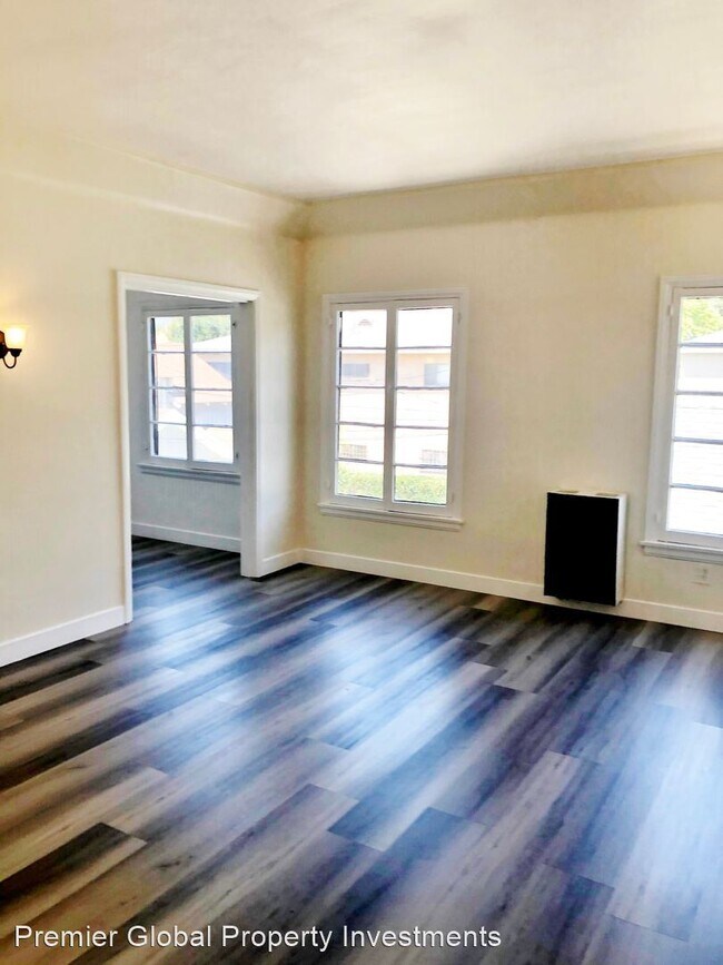 Building Photo - 2135 Fair Park Ave