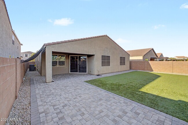 Building Photo - 1041 Glen Canyon Dr