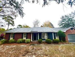 Building Photo - JUST REDUCED!!! 3Br 2 bath beautiful corne...