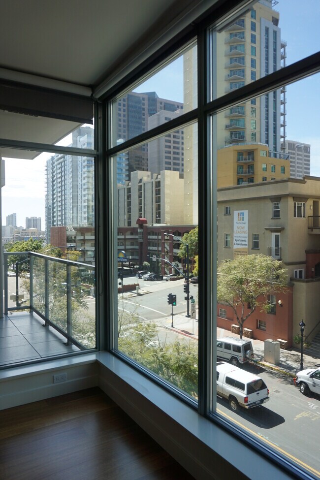 Building Photo - 1441 Ninth Ave