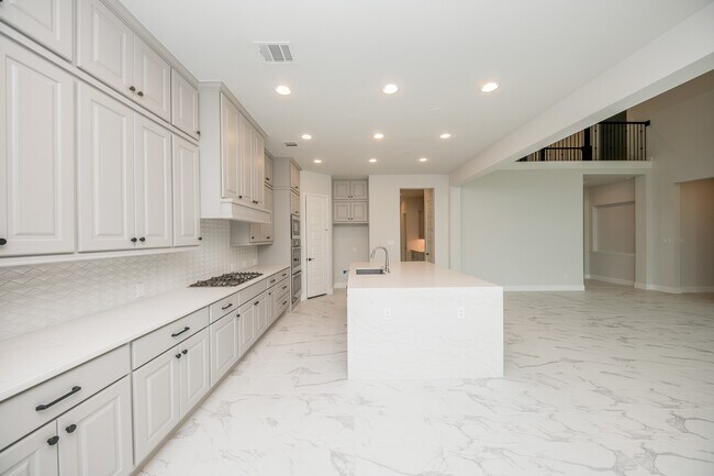 Building Photo - 21515 Blue Porterweed Trl