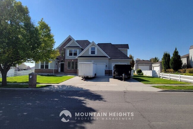 Building Photo - 3987 Red Tail Dr