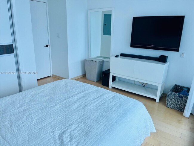 Building Photo - 6799 Collins Ave